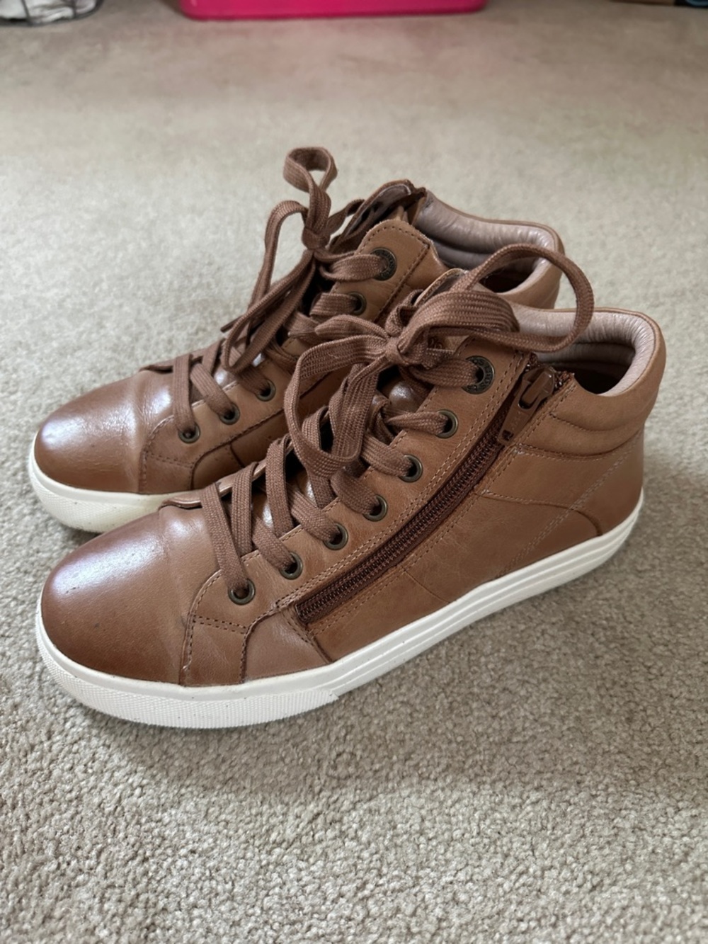 TAOS Brown High-Top Lace-Up Sneakers with Side Zip Size 8.5 - Like New